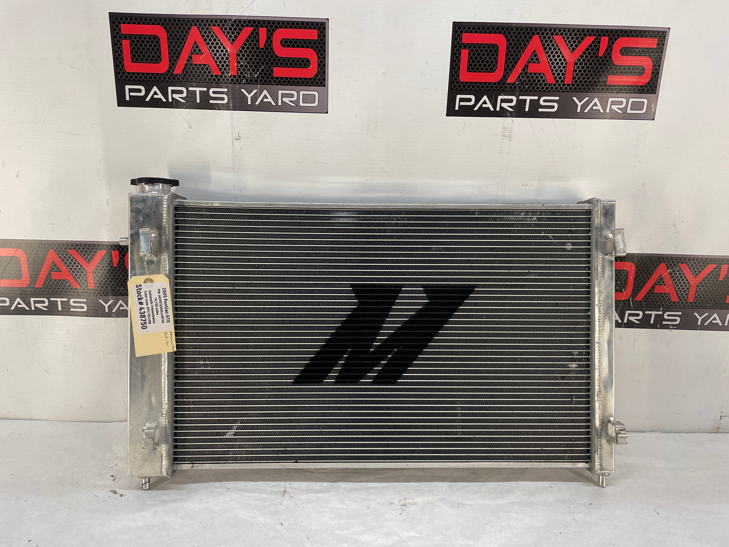 2005 Pontiac GTO Mishimoto Aluminum Radiator