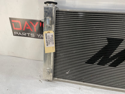 2005 Pontiac GTO Mishimoto Aluminum Radiator