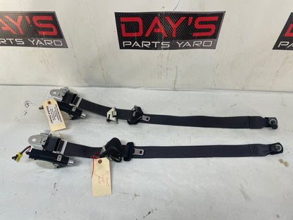 2014 Chevy Camaro SS RH & LH Front Seat Belts Seatbelts Retractors OEM - Day's Parts Yard