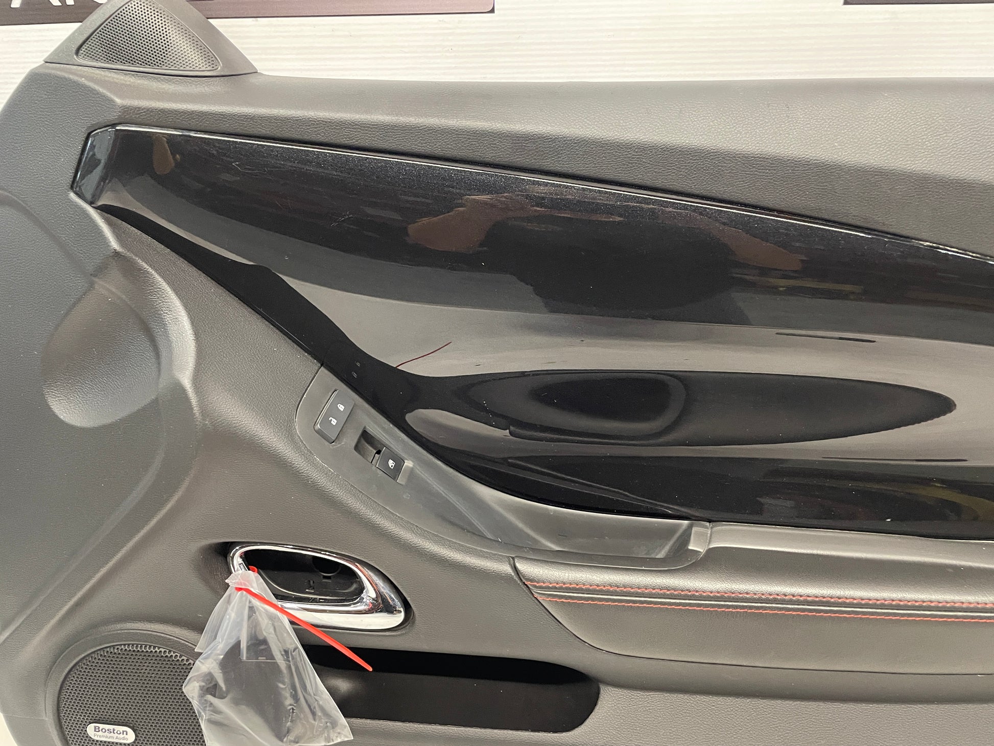 2012 Chevy Camaro SS ZL1 RH Passenger Door Panel OEM - Day's Parts Yard