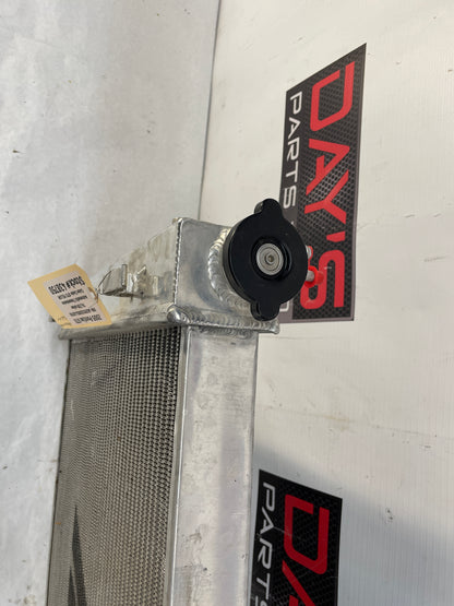 2005 Pontiac GTO Mishimoto Aluminum Radiator