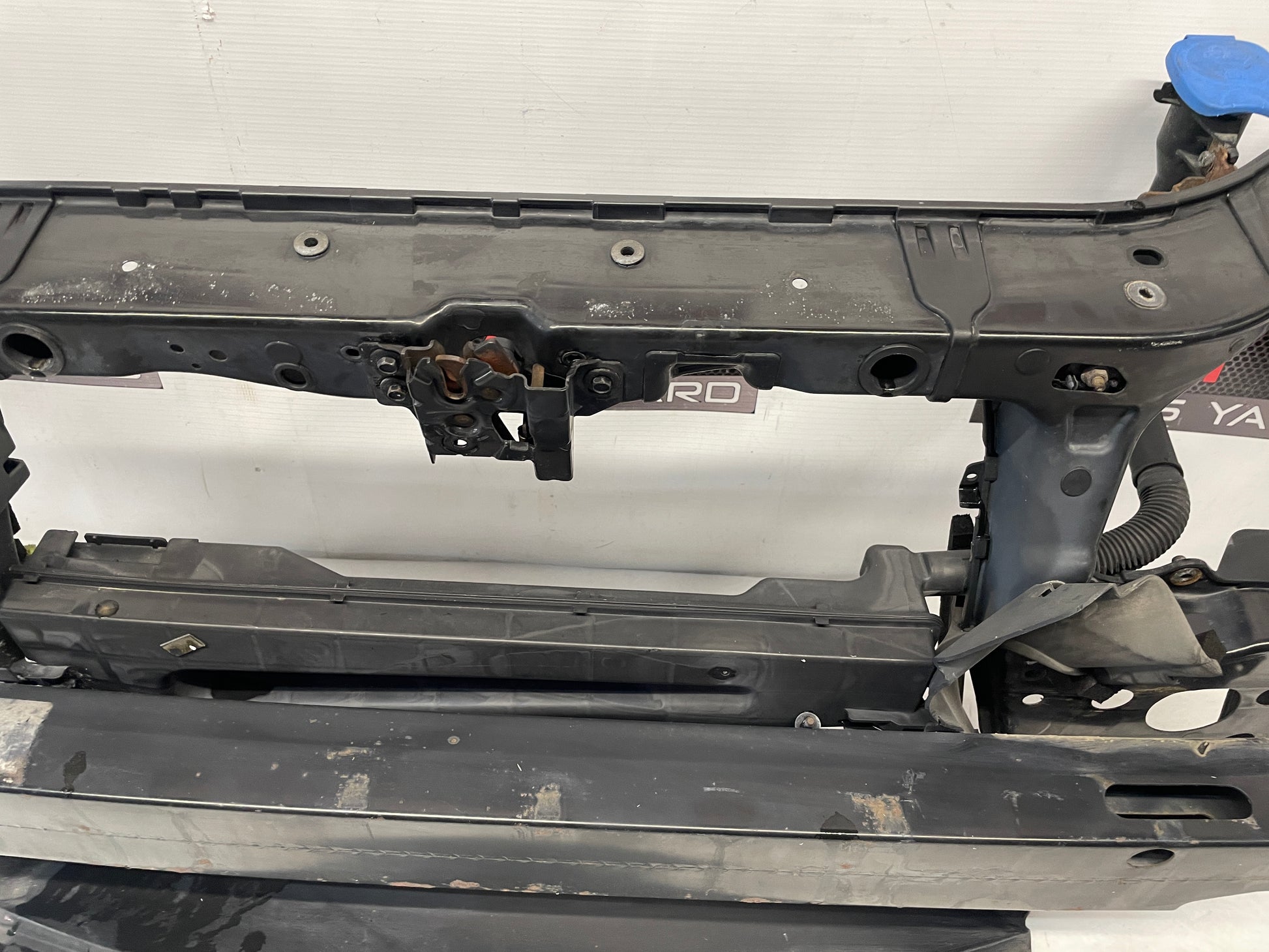 2009 Pontiac G8 Base Radiator Core Support Front End Bracket Support OEM - Day's Parts Yard