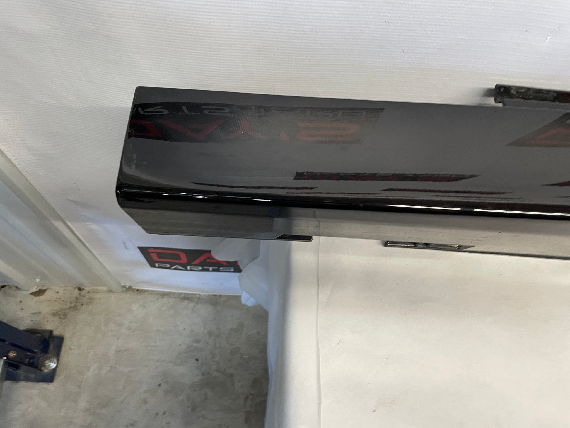 2014 Chevy SS Sedan LH Driver Side Skirt Rocker Molding Trim Panel OEM - Day's Parts Yard