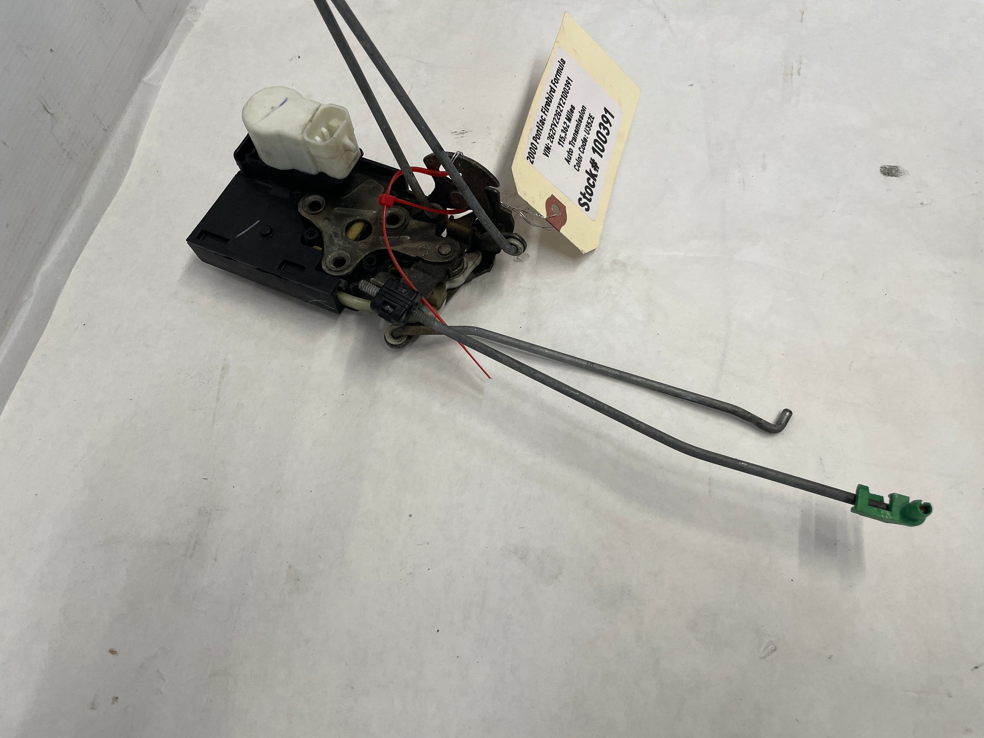 2000 Pontiac Firebird Formula RH Passenger Door Power Lock Actuator OEM - Day's Parts Yard