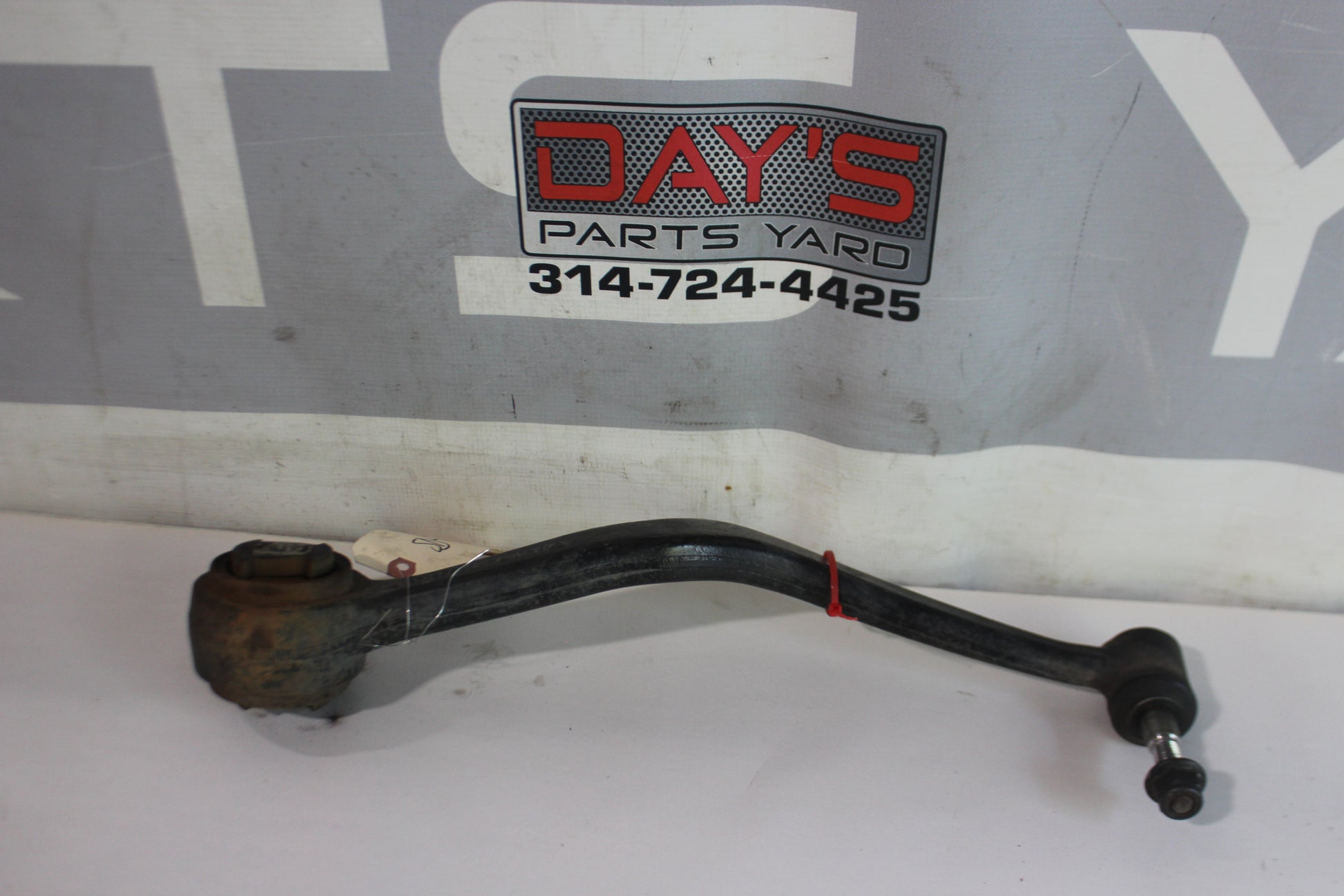 2008 Pontiac G8 GT Front RH Passenger Lower Control Arm OEM - Day's Parts Yard