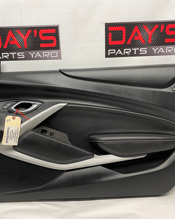 2018 Chevy Camaro 1LE SS RH Passenger Door Panel w/ Carbon Fiber Trim OEM