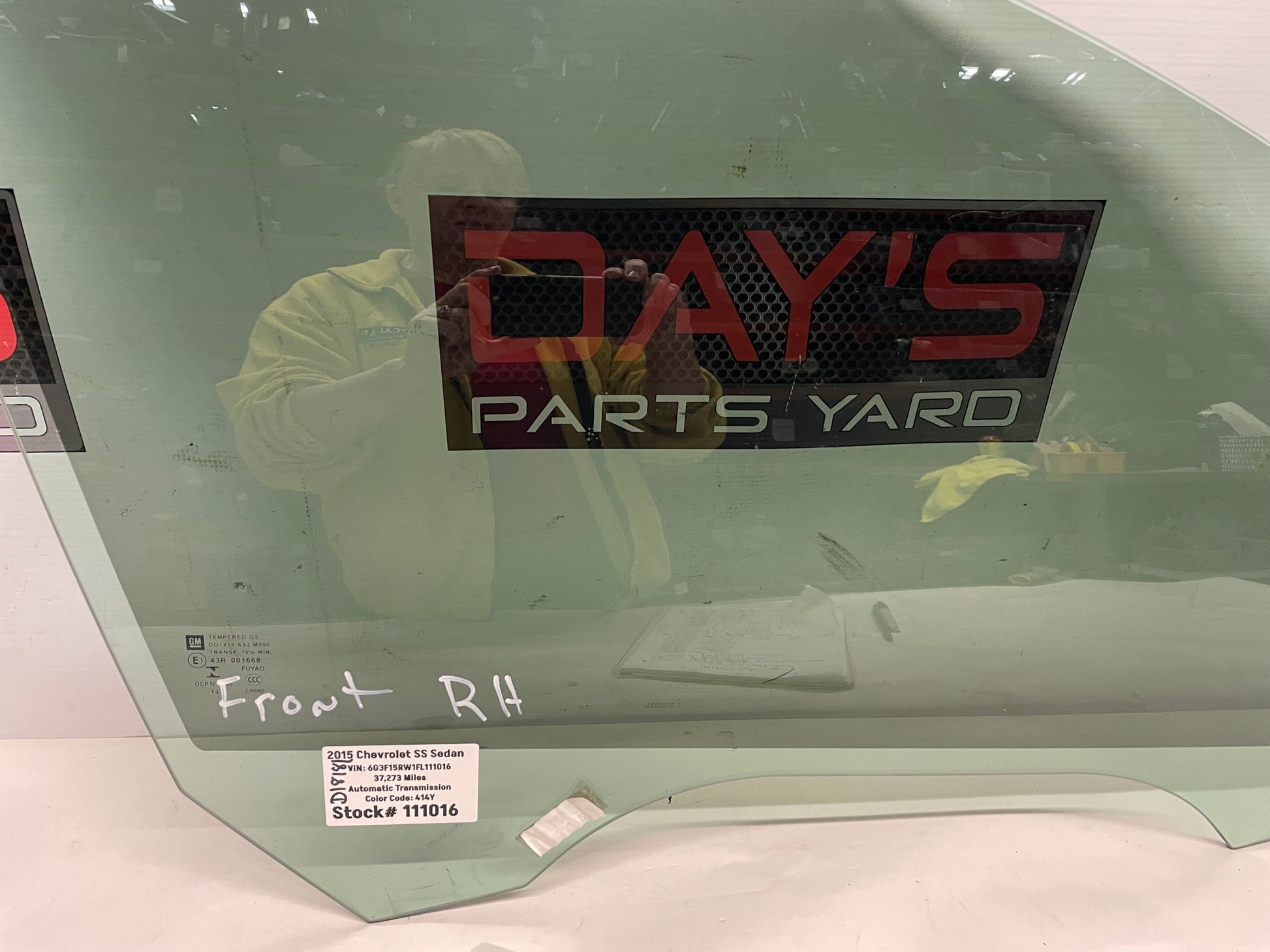 2015 Chevy SS Sedan RH Passenger Front Door Window Glass OEM - Day's Parts Yard