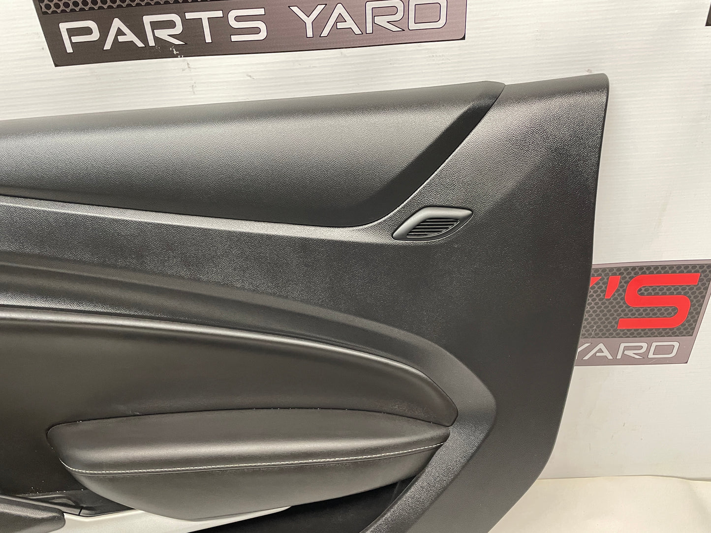 2018 Chevy Camaro 1LE SS RH Passenger Door Panel w/ Carbon Fiber Trim OEM - Day's Parts Yard