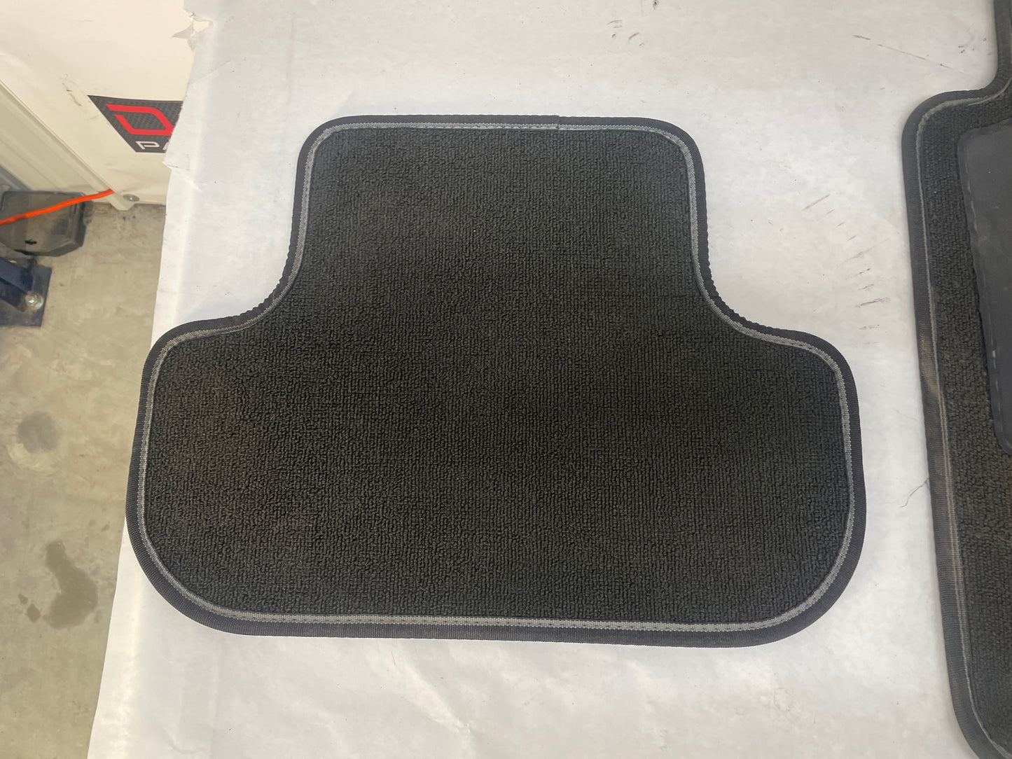 2014 Chevy Camaro SS Floor Mats Front and Rear OEM - Day's Parts Yard