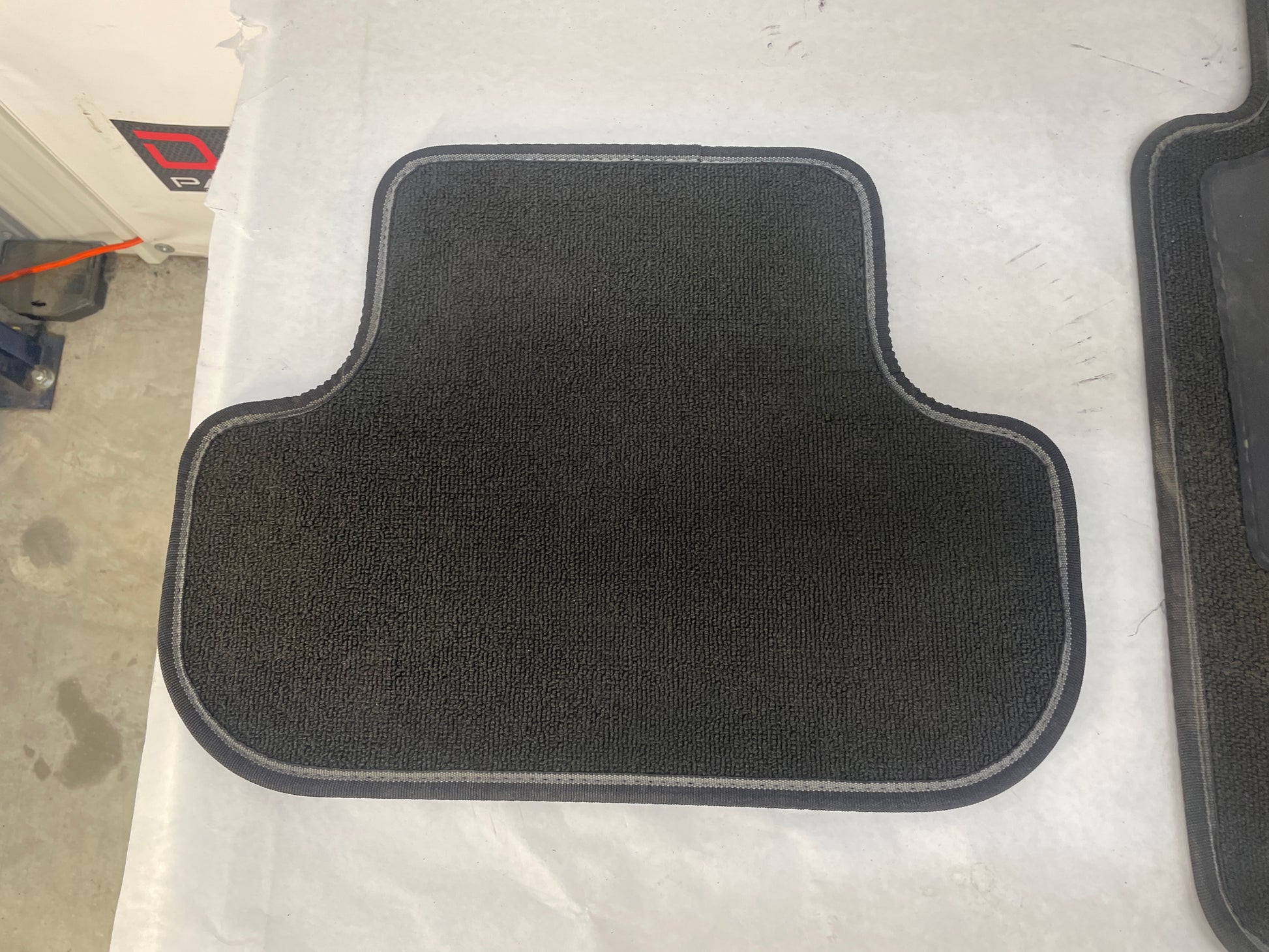 2014 Chevy Camaro SS Floor Mats Front and Rear OEM - Day's Parts Yard