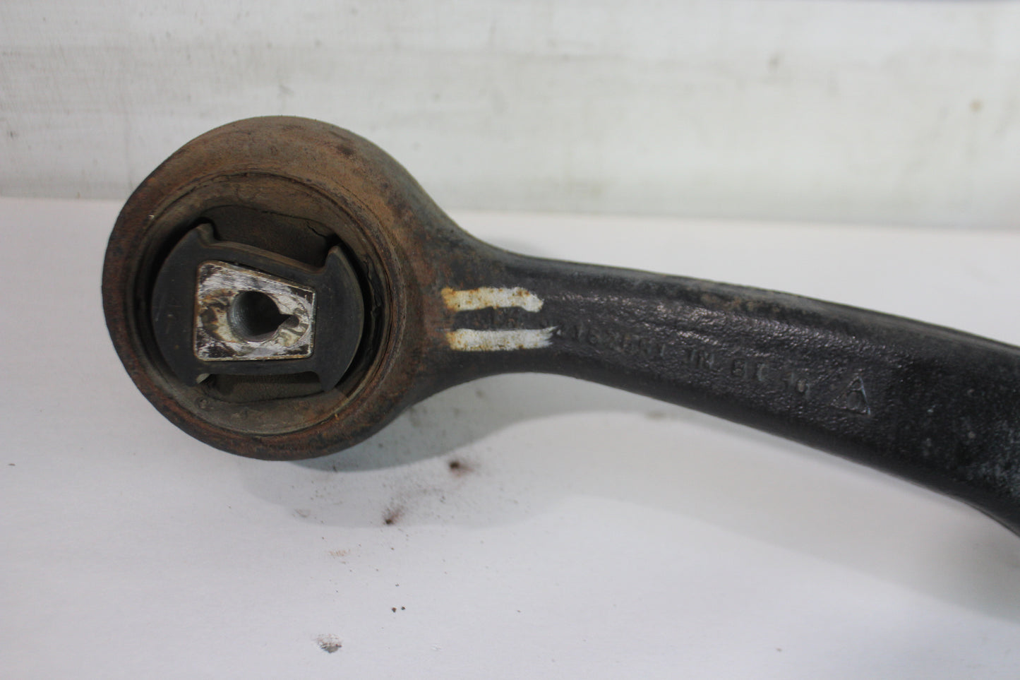 2008 Pontiac G8 GT Front LH Driver Lower Control Arm OEM