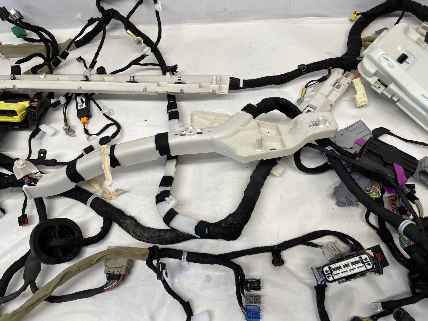 2014 Chevy SS Sedan Body Chassis Wire Wiring Harness OEM - Day's Parts Yard