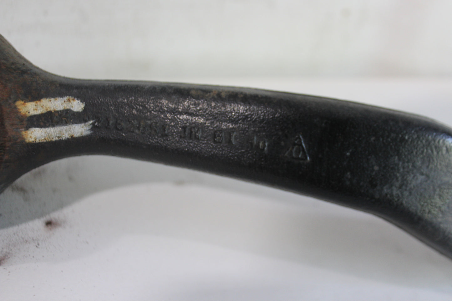2008 Pontiac G8 GT Front LH Driver Lower Control Arm OEM