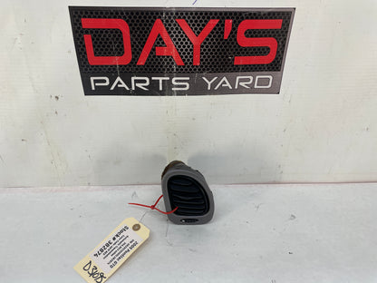 2005 Pontiac GTO LH Driver Door Air Vent OEM - Day's Parts Yard