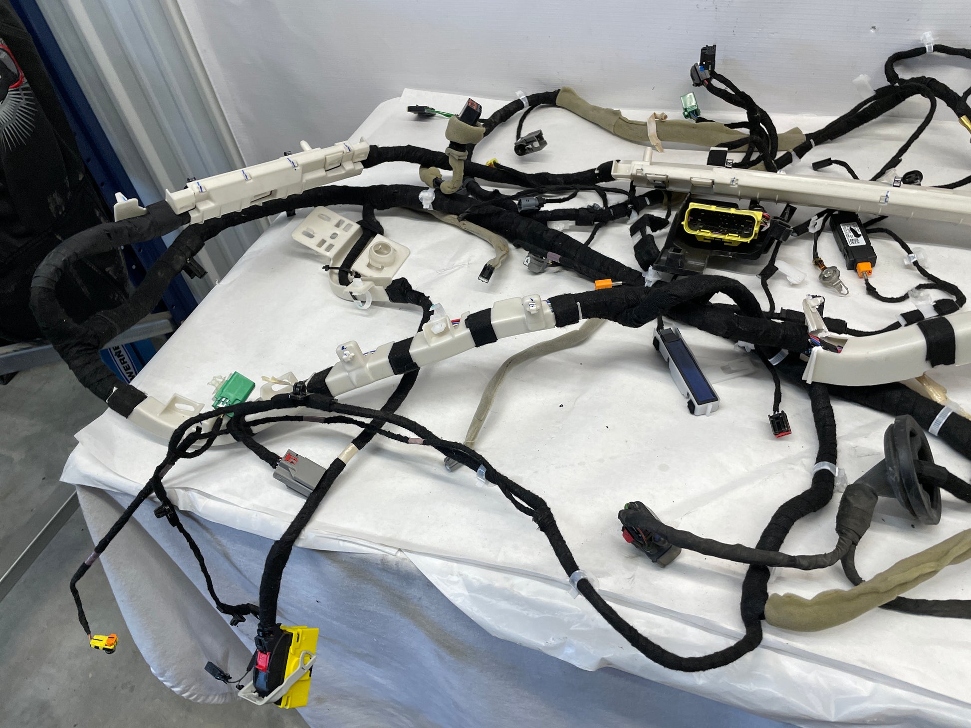 2014 Chevy SS Sedan Body Chassis Wire Wiring Harness OEM - Day's Parts Yard