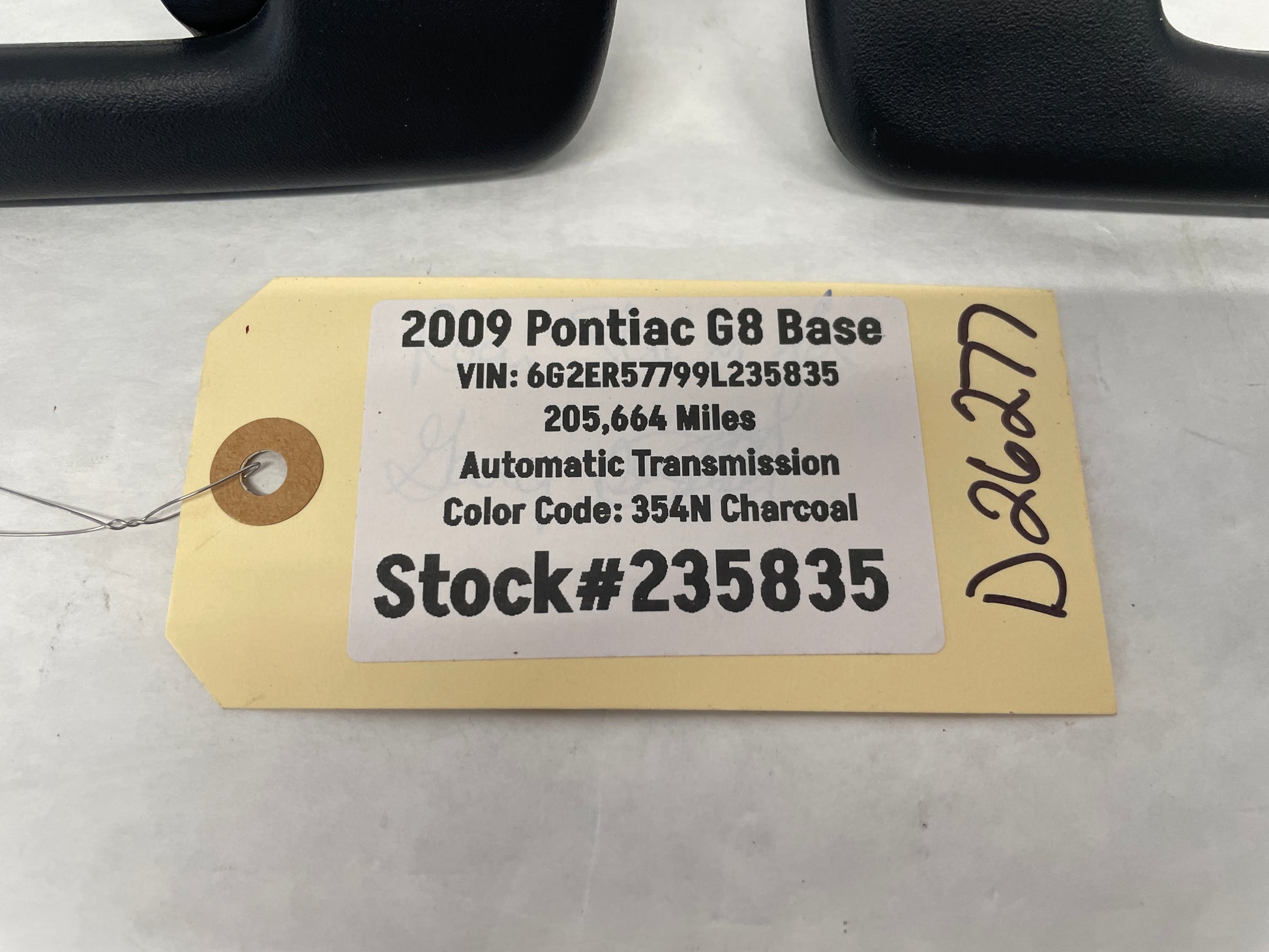 2009 Pontiac G8 Base RH & LH Grab Bars Handles OEM - Day's Parts Yard