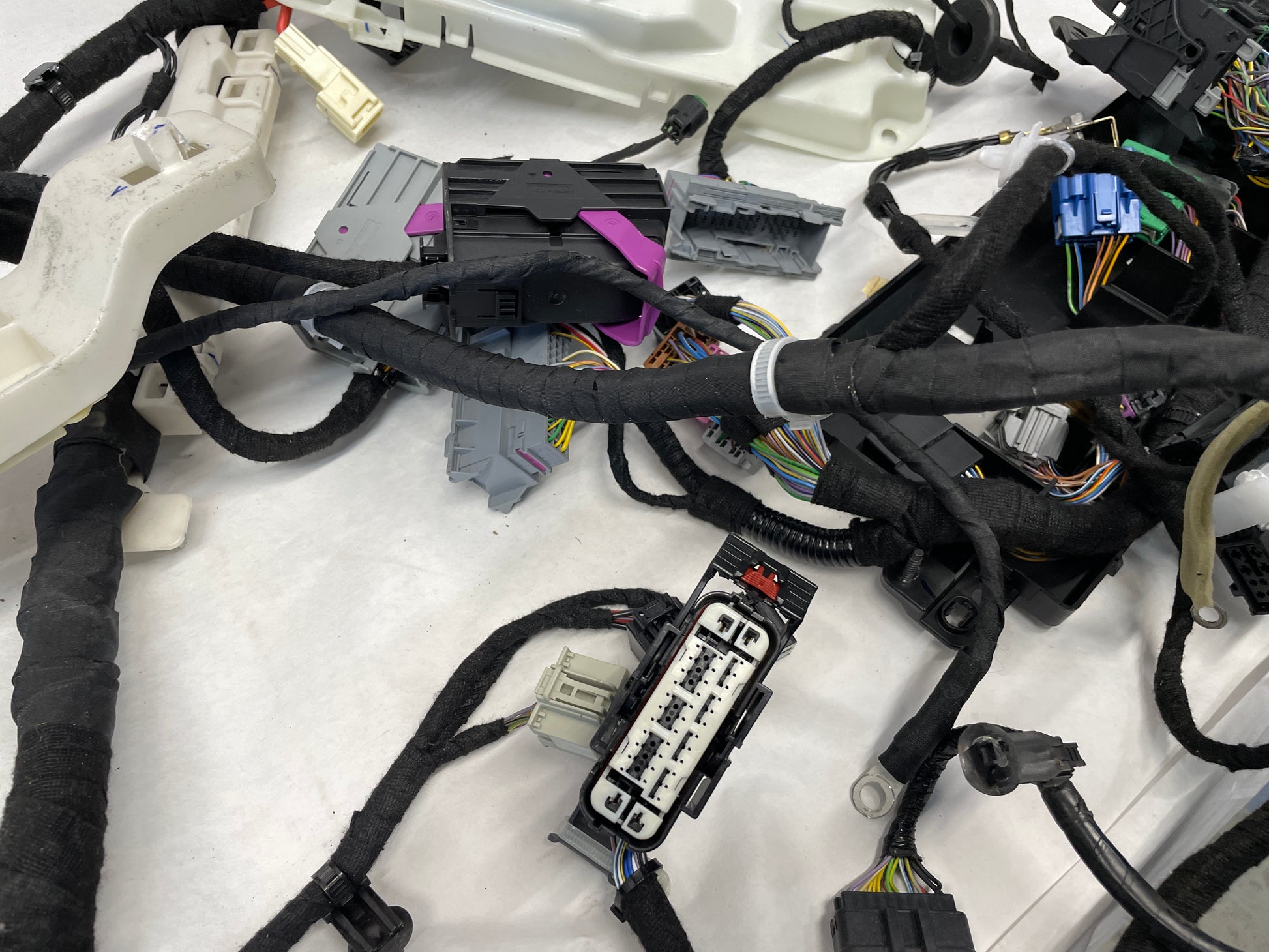 2014 Chevy SS Sedan Body Chassis Wire Wiring Harness OEM - Day's Parts Yard