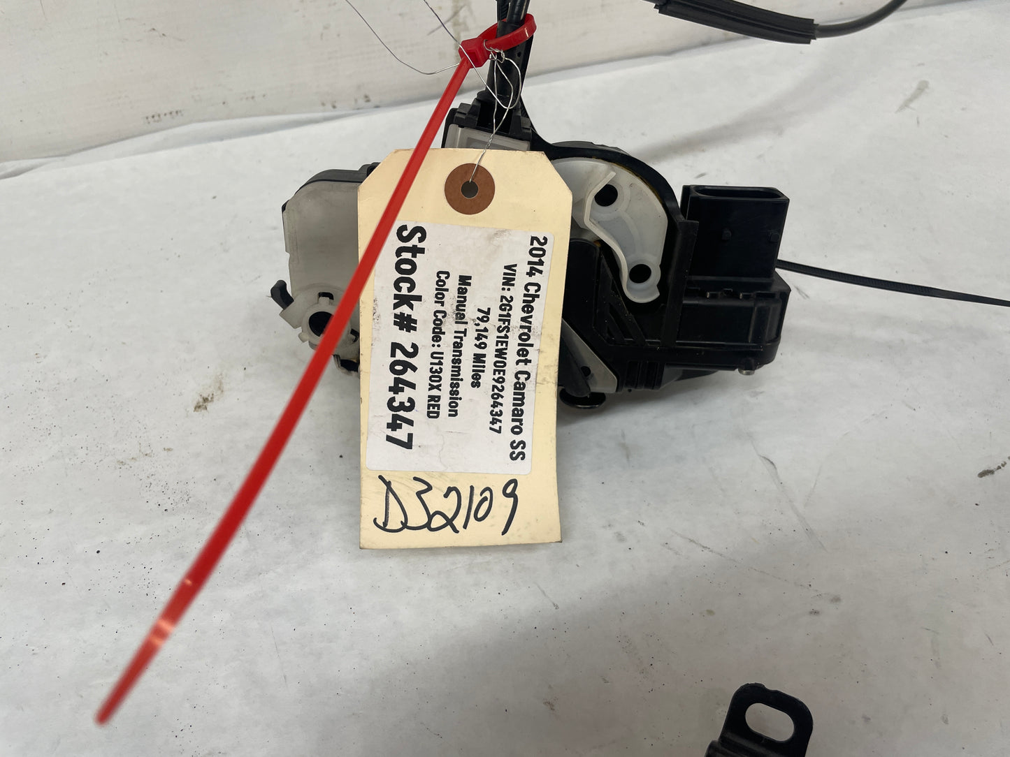 2014 Chevy Camaro SS RH Passenger Door Lock Latch Actuator OEM - Day's Parts Yard