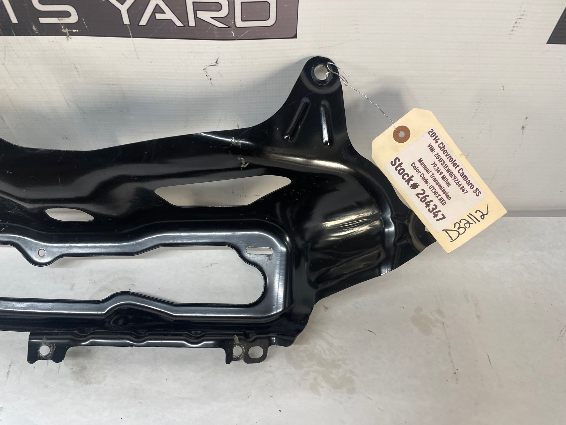 2014 Chevy Camaro SS RH Passenger Taillight Tail Light Mounting Bracket OEM - Day's Parts Yard