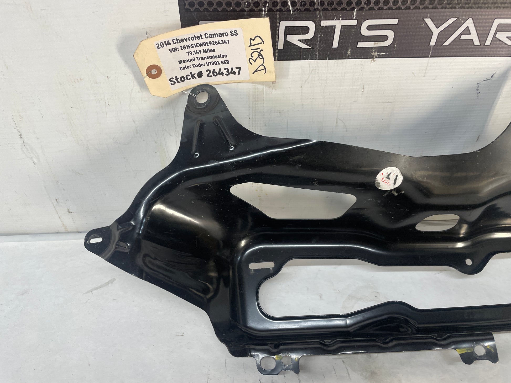 2014 Chevy Camaro SS LH Driver Taillight Tail Light Mounting Bracket OEM - Day's Parts Yard