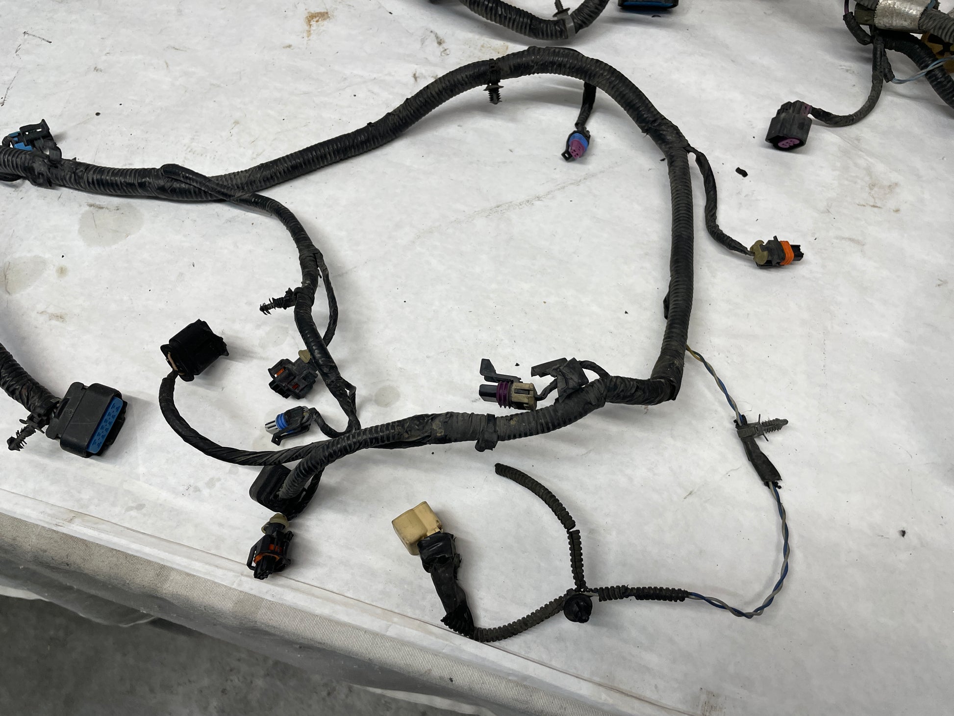 2012 Chevy Camaro ZL1 Engine Motor Transmission Wiring Wire Harness OEM - Day's Parts Yard