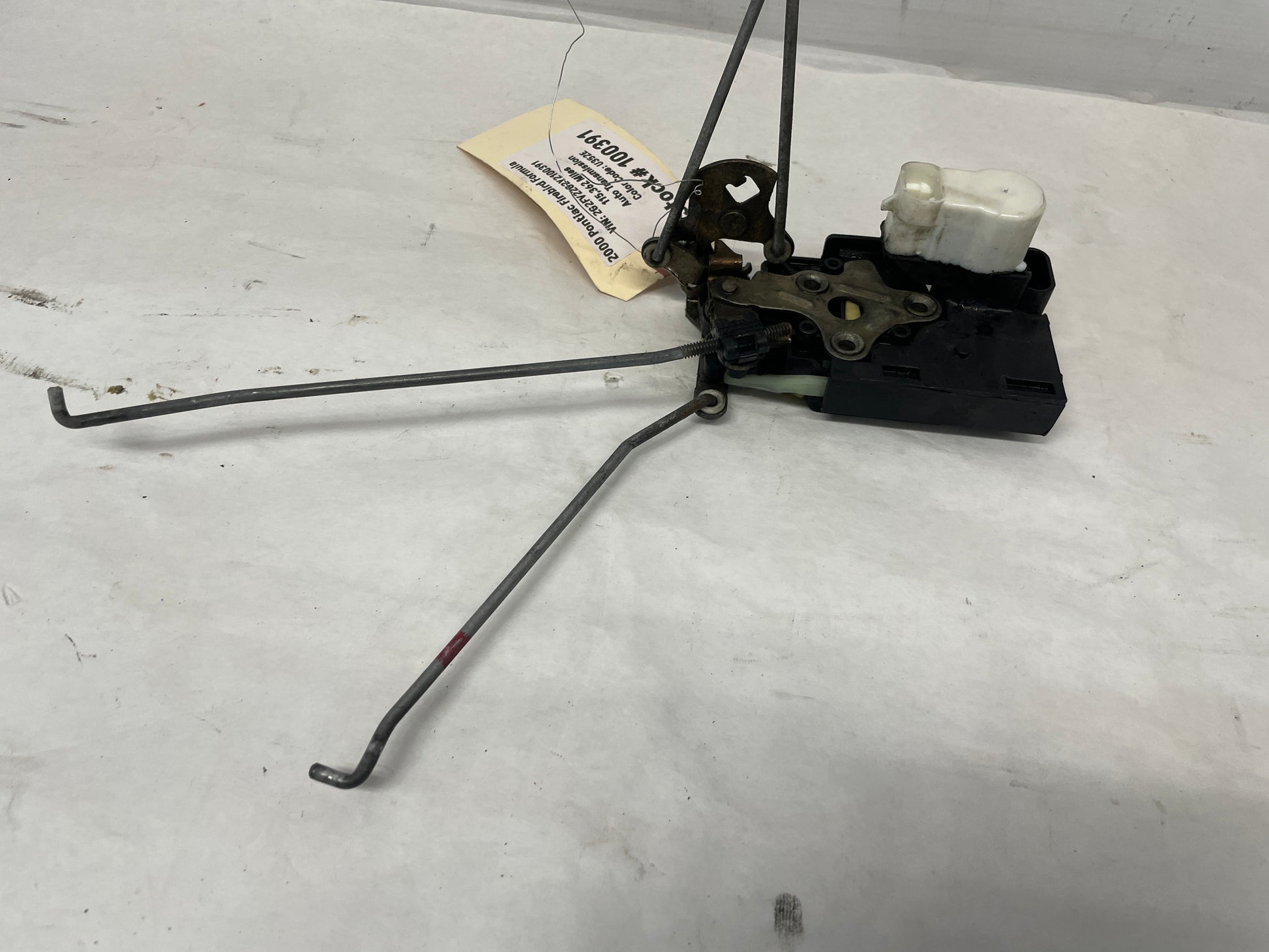2000 Pontiac Firebird Trans Am LH Driver Door Power Lock Actuator OEM - Day's Parts Yard