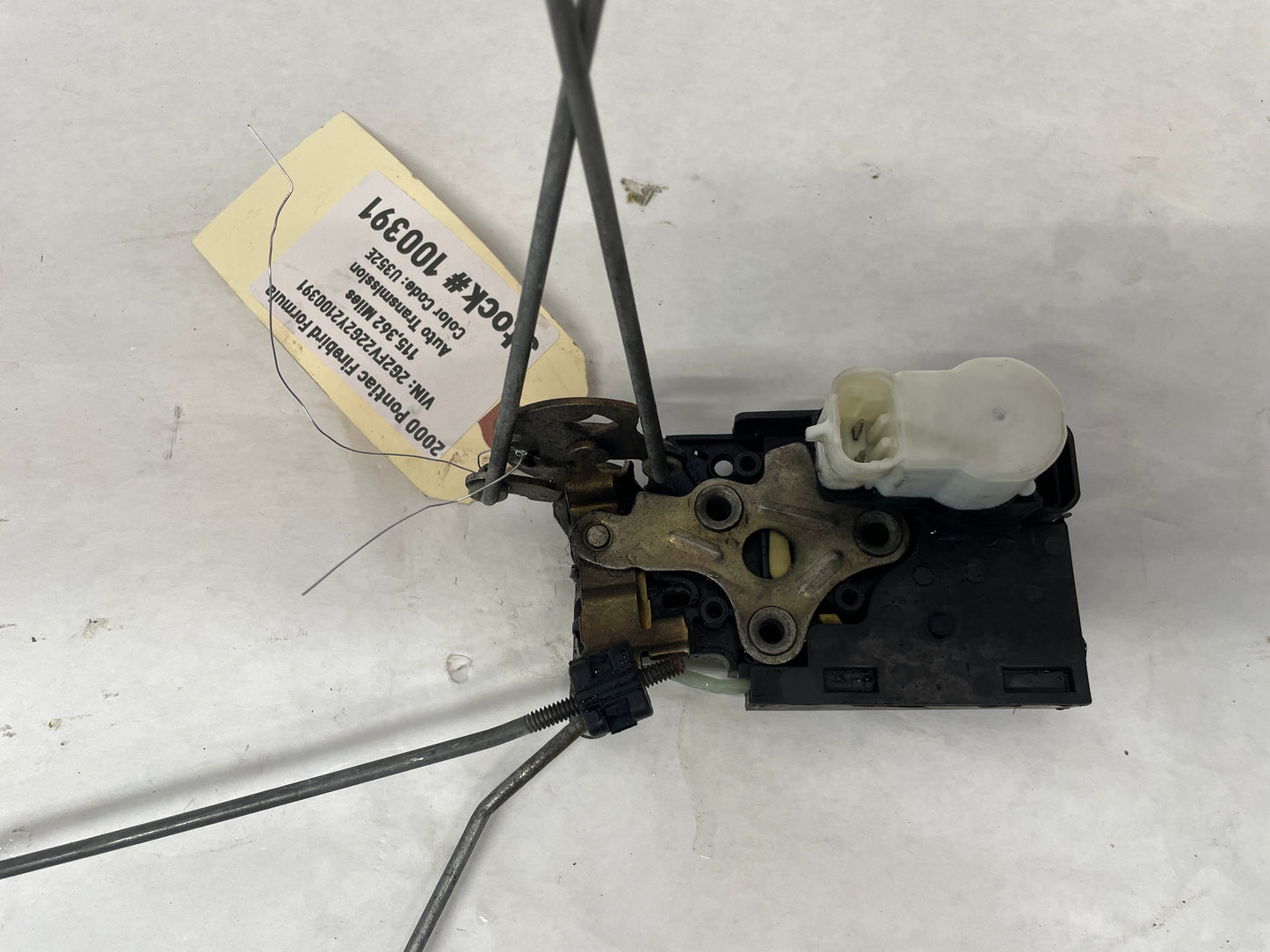 2000 Pontiac Firebird Trans Am LH Driver Door Power Lock Actuator OEM - Day's Parts Yard