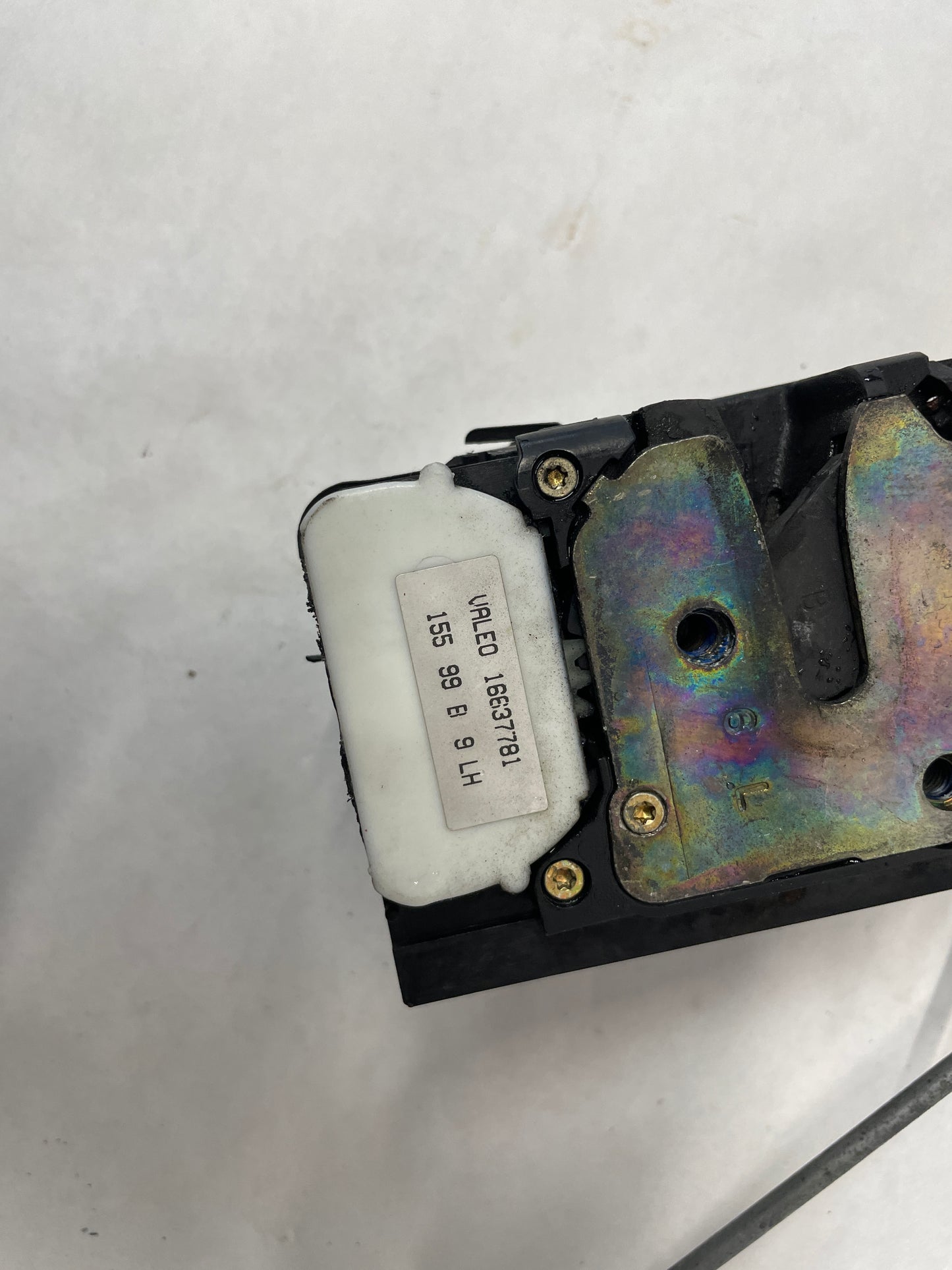 2000 Pontiac Firebird Trans Am LH Driver Door Power Lock Actuator OEM - Day's Parts Yard