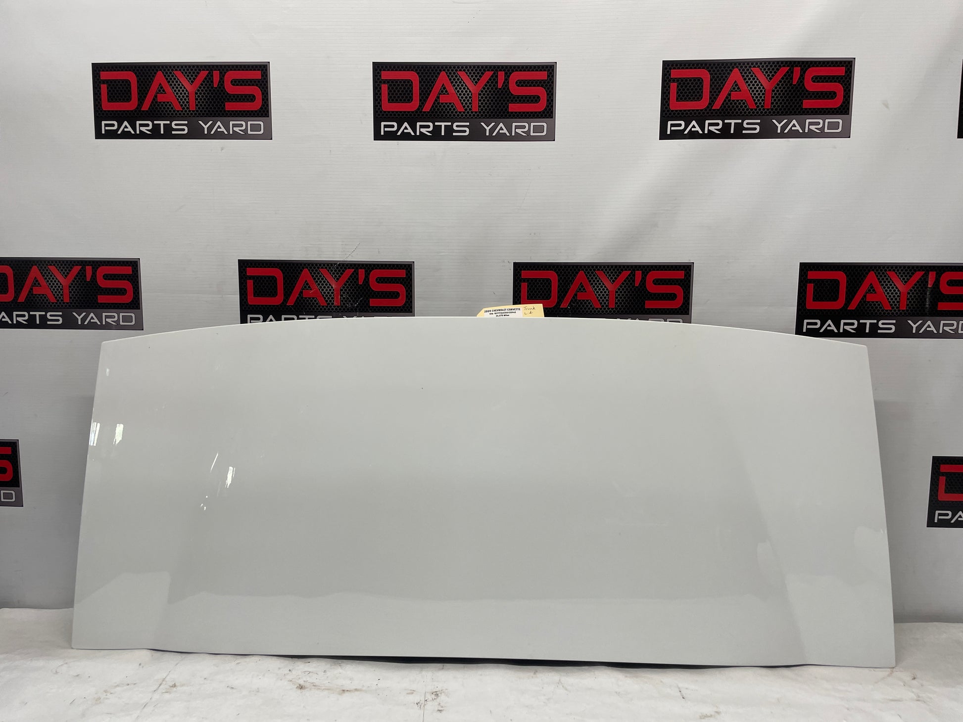2005 Chevy C6 Corvette Convertible Trunk Deck Lid White OEM - Day's Parts Yard