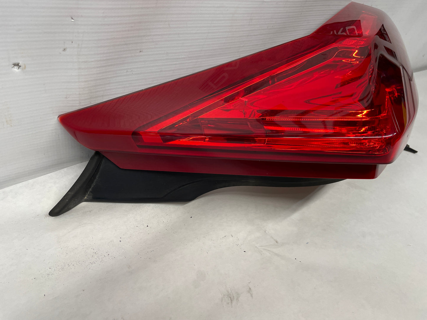 2016 Cadillac ATS-V Coupe Rear RH Passenger Tail Light Tail Light Lamp OEM