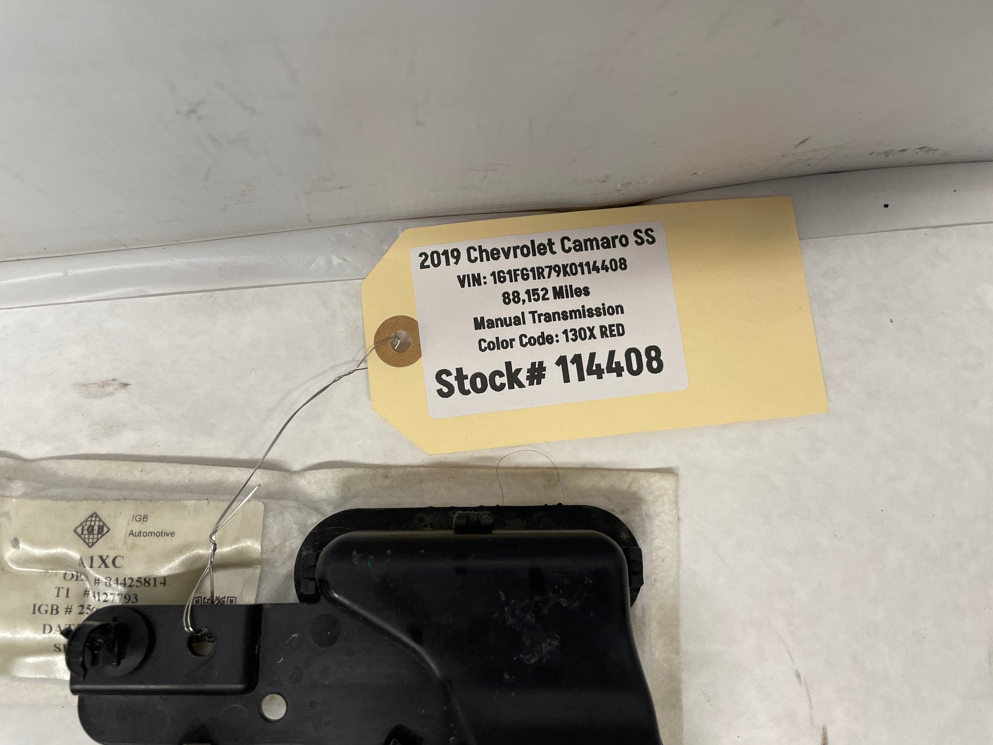 2019 Chevy Camaro SS Recaro LH Front Bottom Seat Mat OEM - Day's Parts Yard