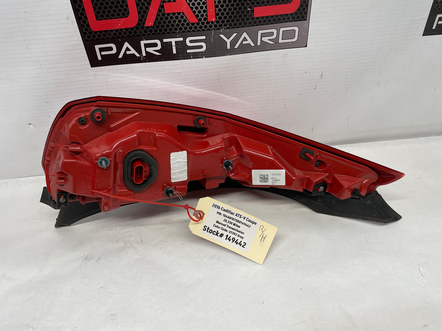 2016 Cadillac ATS-V Coupe Rear RH Passenger Tail Light Tail Light Lamp OEM