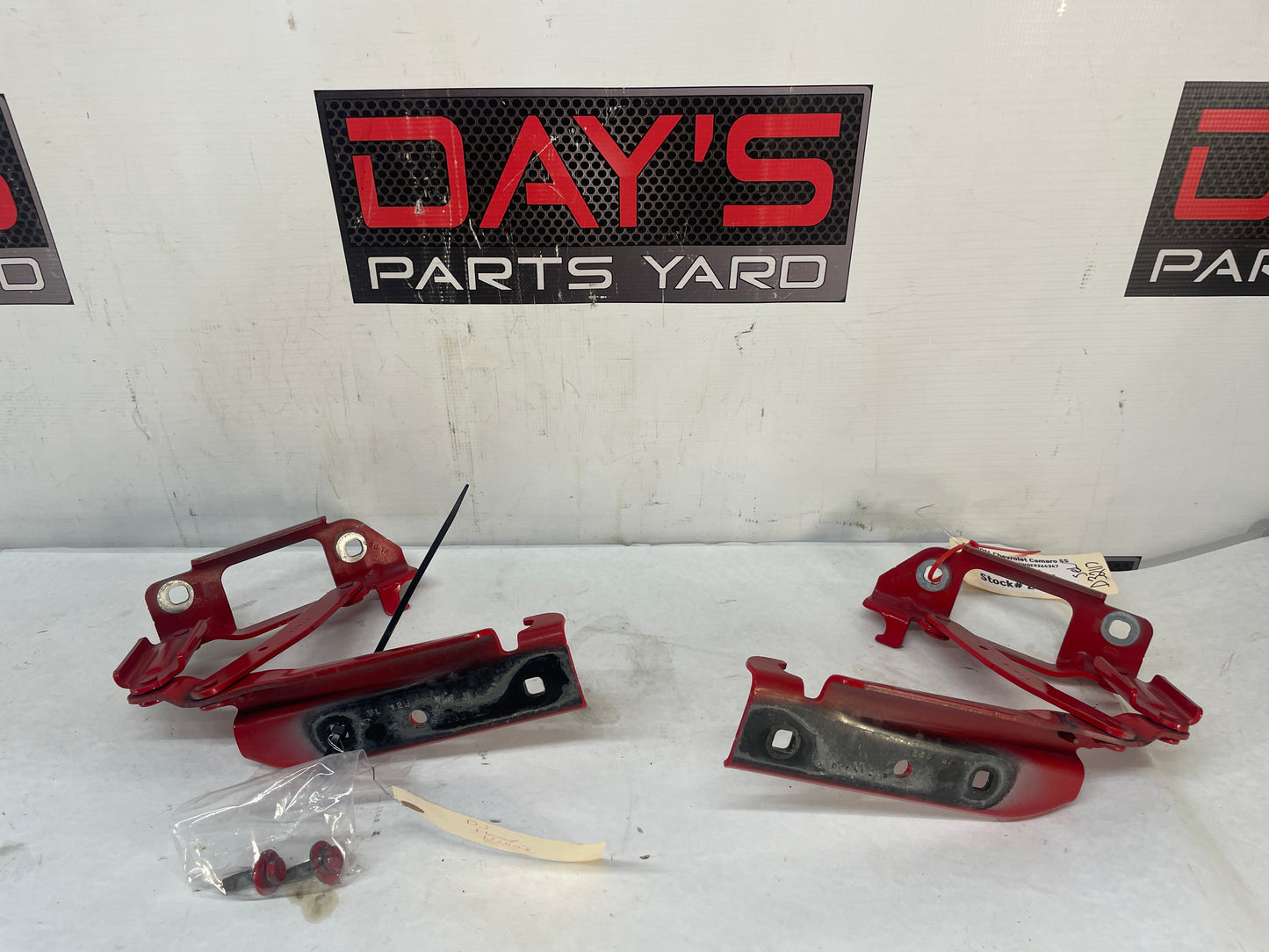 2014 Chevy Camaro SS RH & LH Hood Hinges OEM - Day's Parts Yard