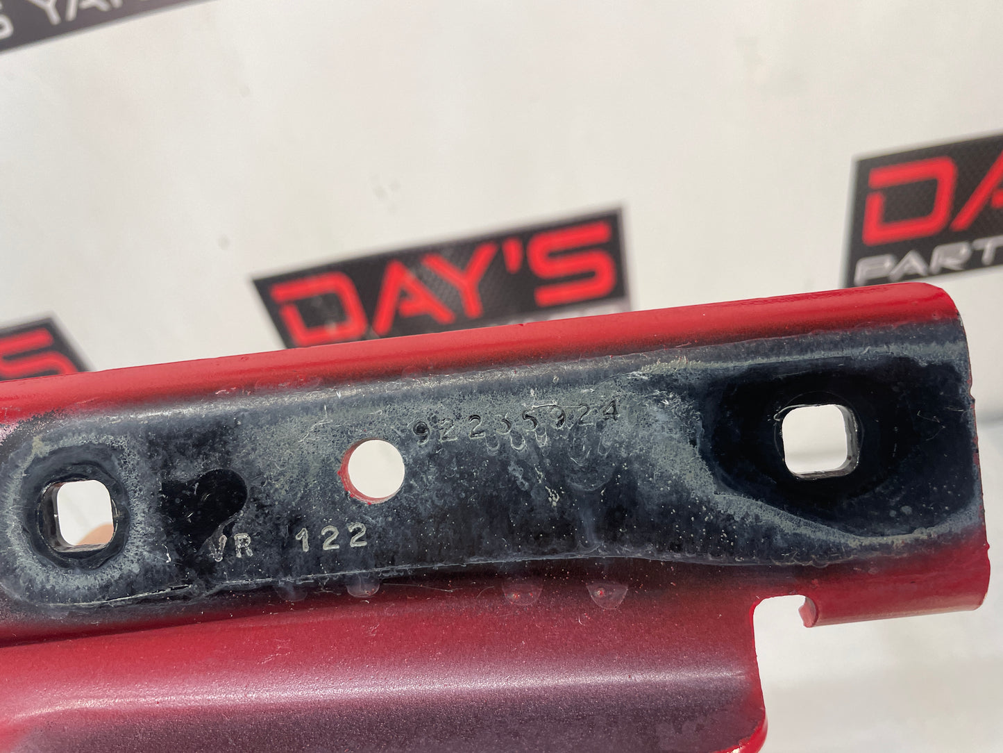 2014 Chevy Camaro SS RH & LH Hood Hinges OEM - Day's Parts Yard