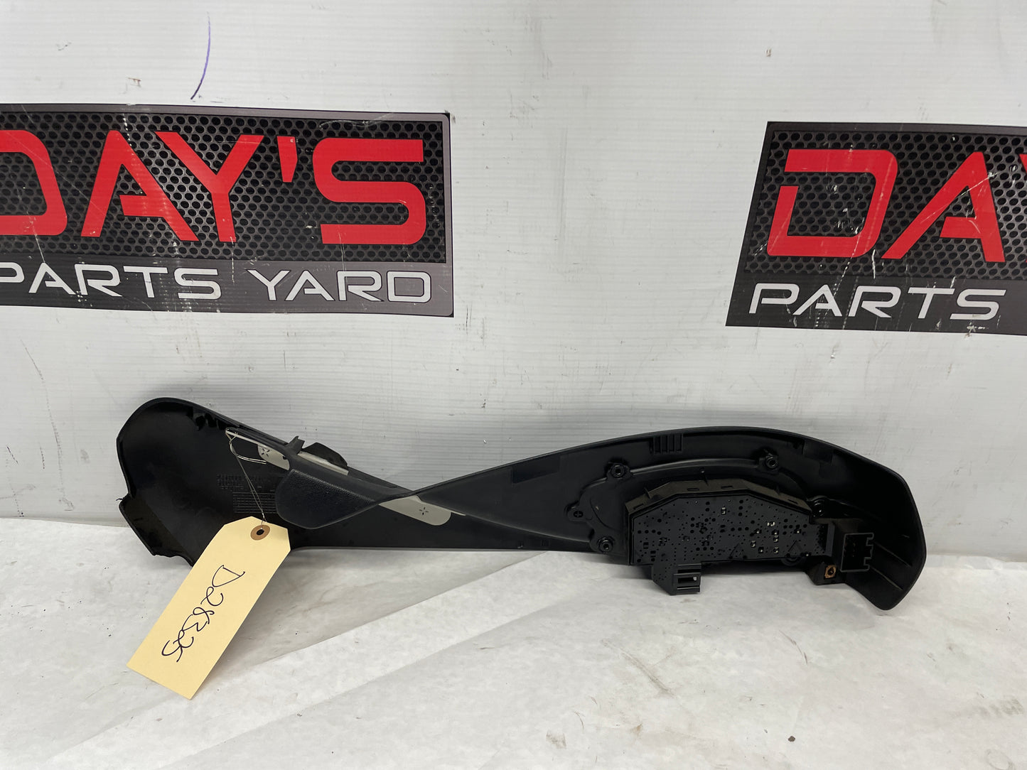 2019 Chevy Camaro SS LH Driver Seat Adjustment Control Switch Outer Finish Cover OEM - Day's Parts Yard