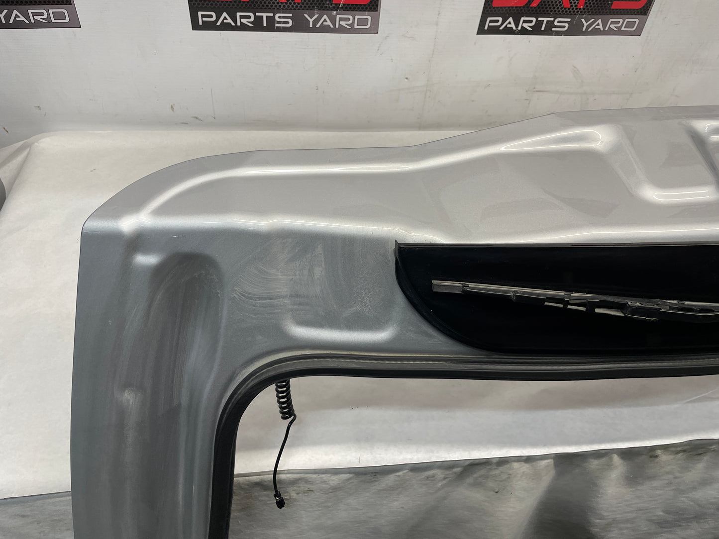 2018 Cadillac Escalade Rear Trunk Lid Tailgate Liftgate Hatch OEM