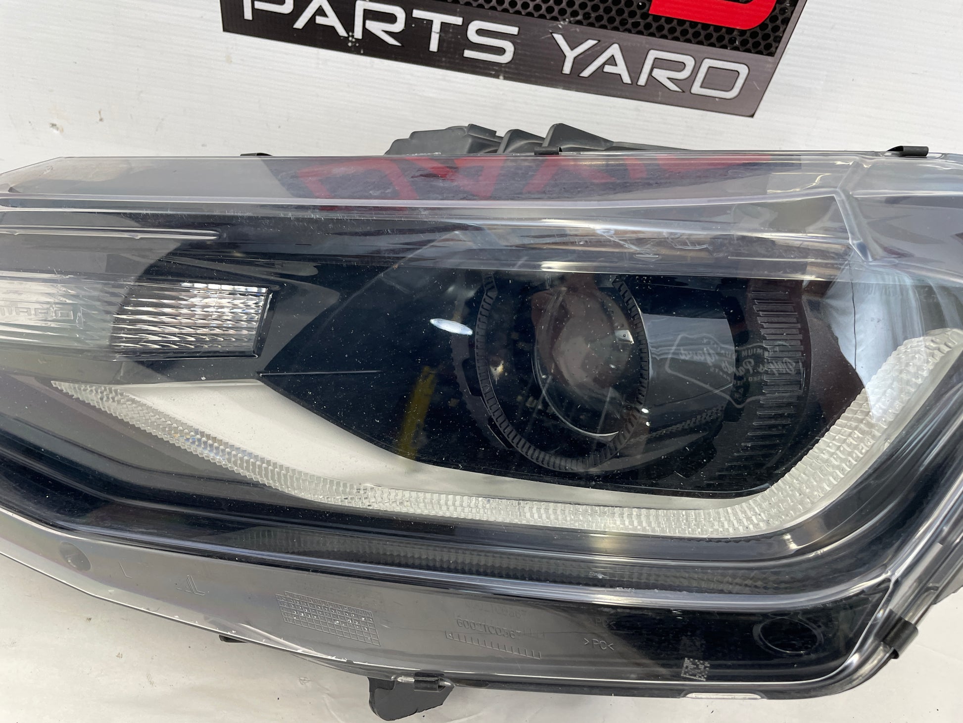 2018 Chevy Camaro ZL1 1LE LH Driver Head Light Headlight Lamp OEM - Day's Parts Yard