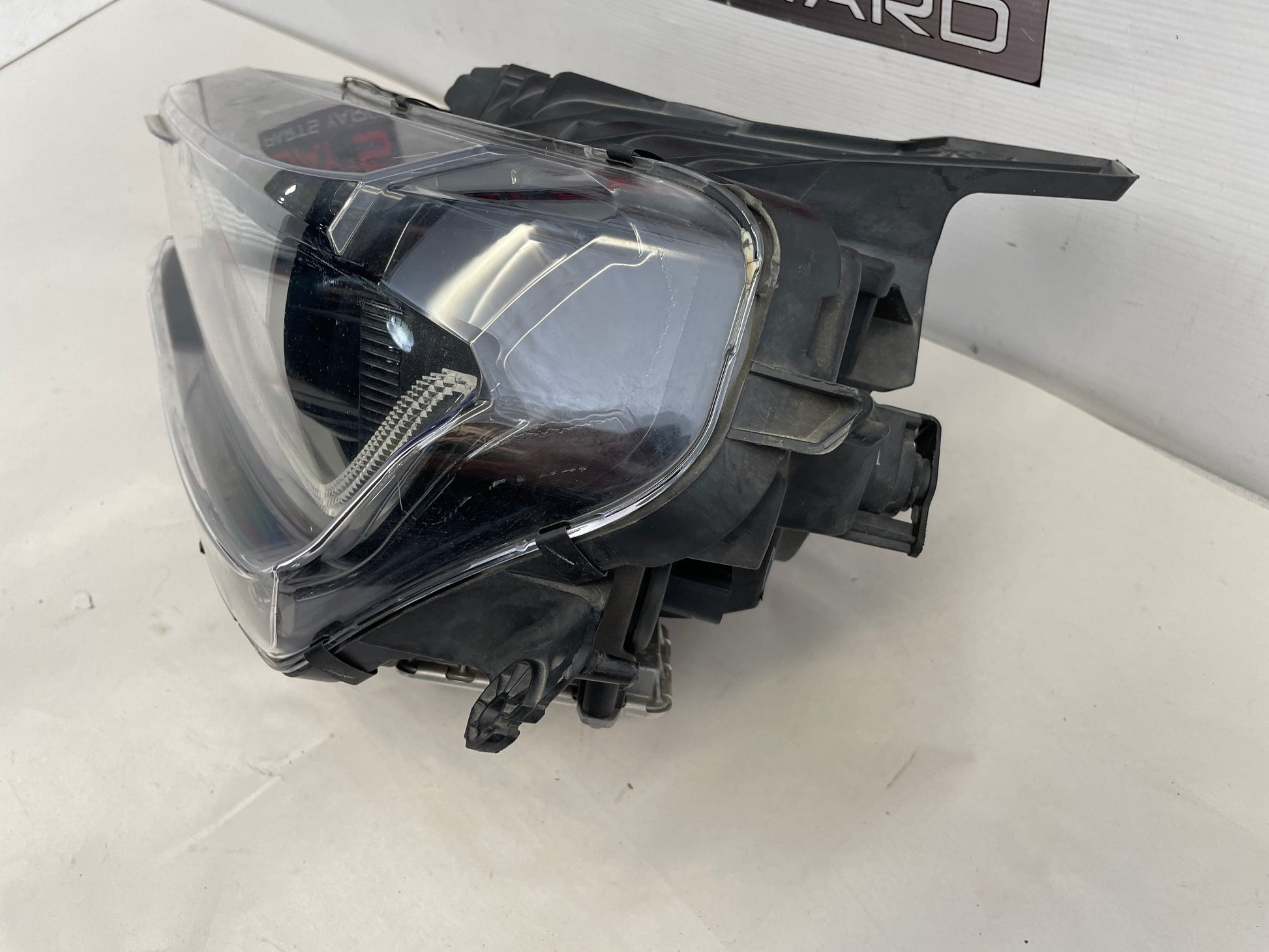 2018 Chevy Camaro ZL1 1LE LH Driver Head Light Headlight Lamp OEM - Day's Parts Yard