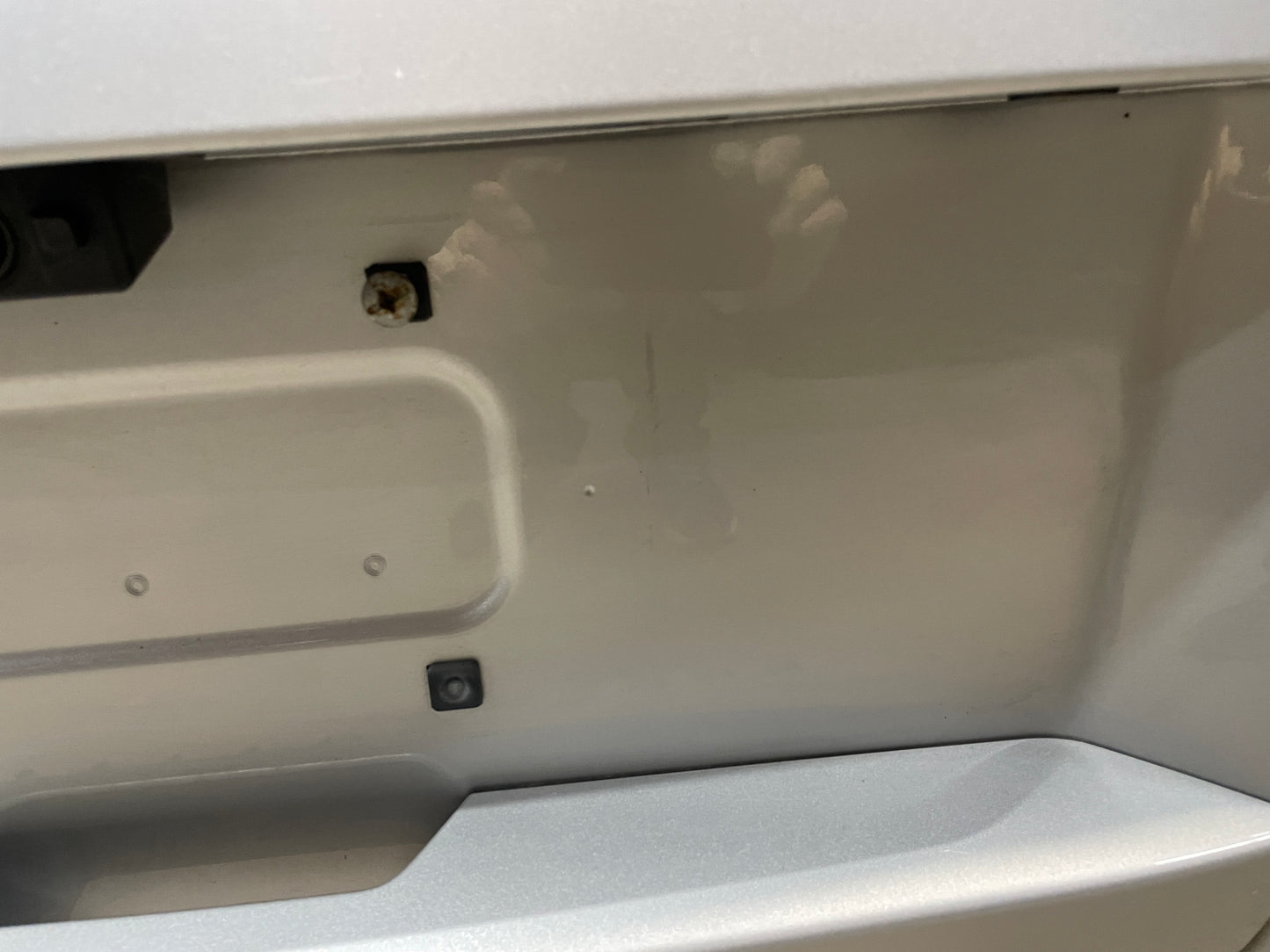 2018 Cadillac Escalade Rear Trunk Lid Tailgate Liftgate Hatch OEM