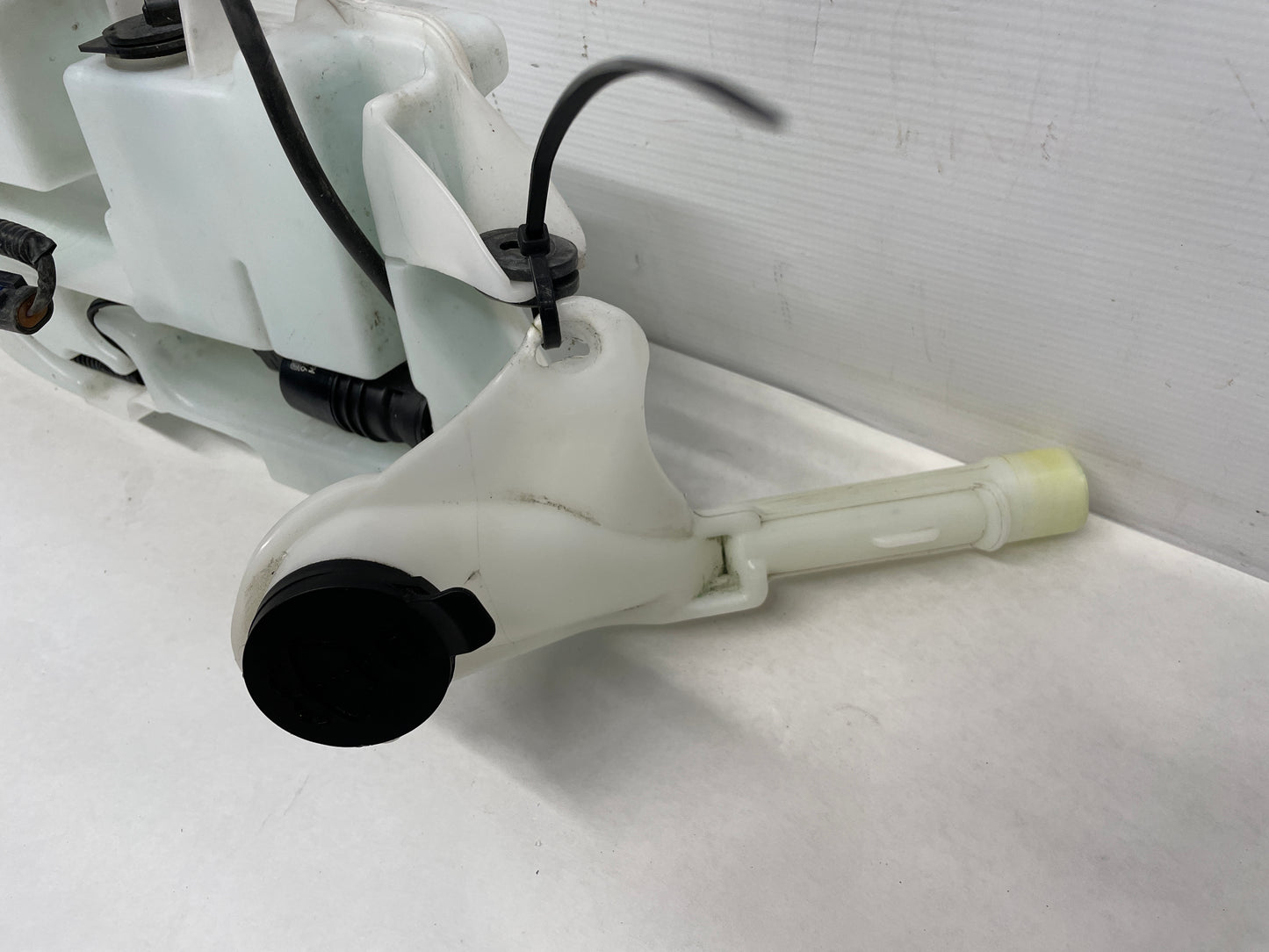2016 Cadillac ATS-V Coupe Windshield Washer Reservoir Bottle Tank OEM