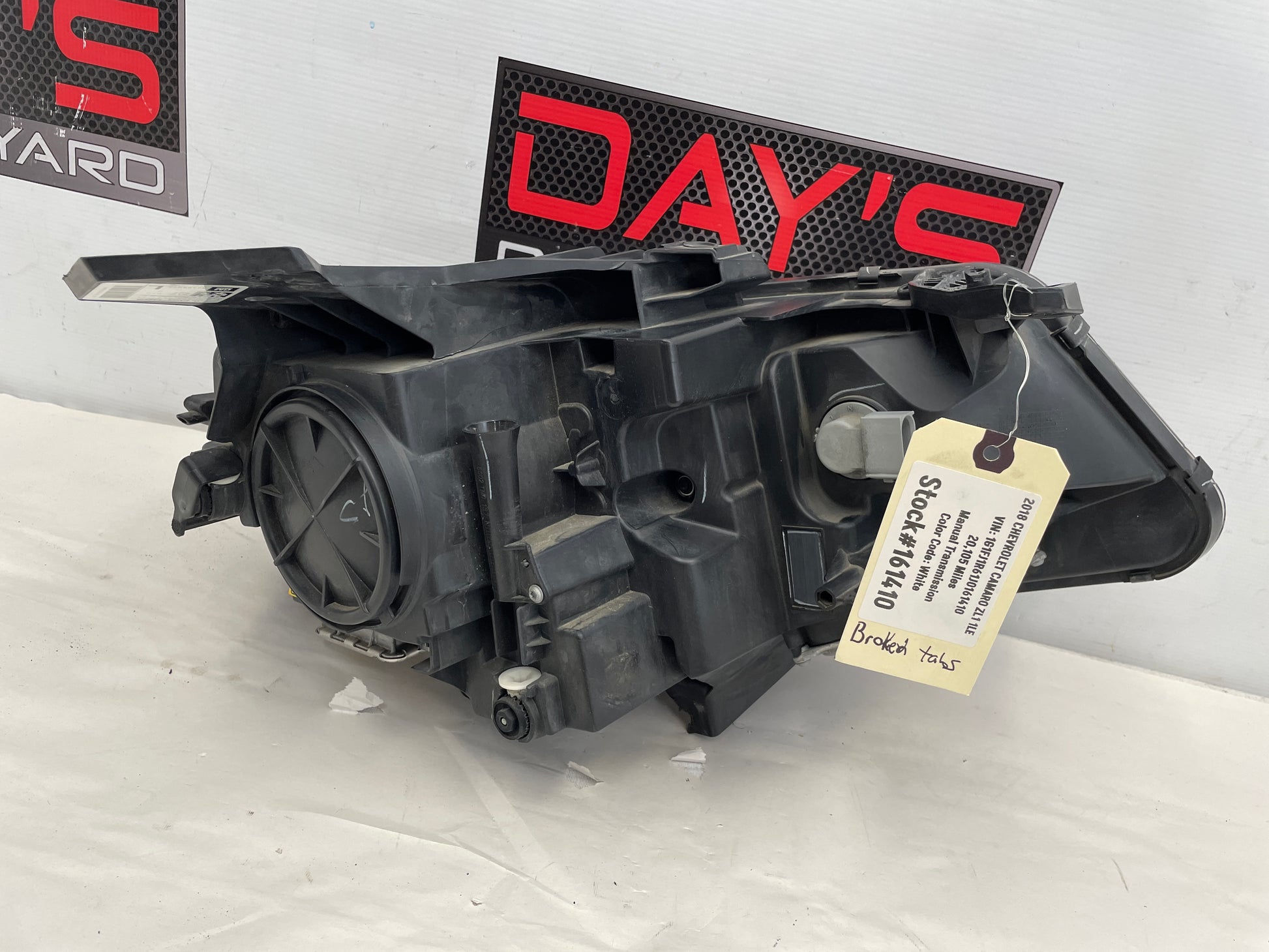 2018 Chevy Camaro ZL1 1LE LH Driver Head Light Headlight Lamp OEM - Day's Parts Yard