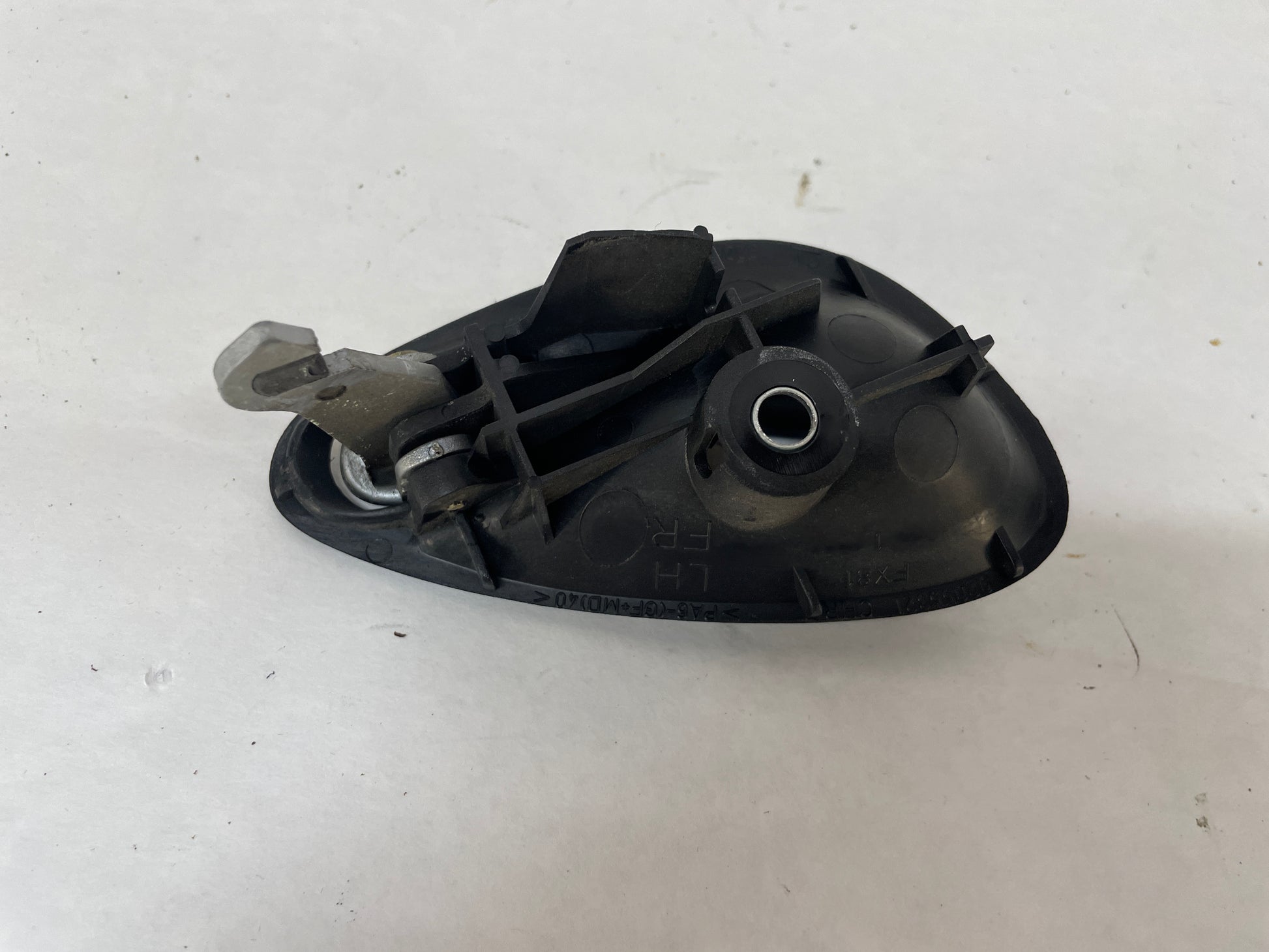 2005 Pontiac GTO LH Driver Interior Door Handle OEM - Day's Parts Yard