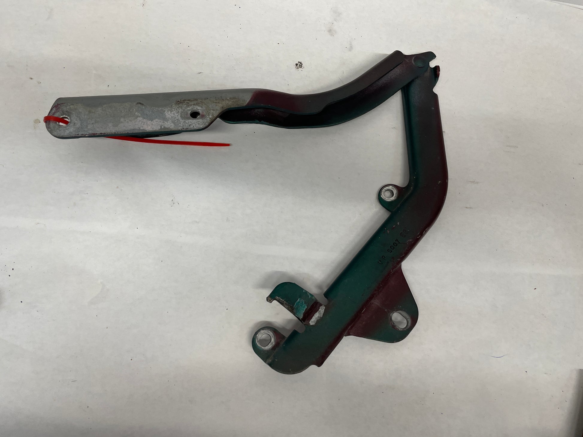 1998 Chevy Camaro Z28 RH & LH Hood Hinge Brackets OEM - Day's Parts Yard