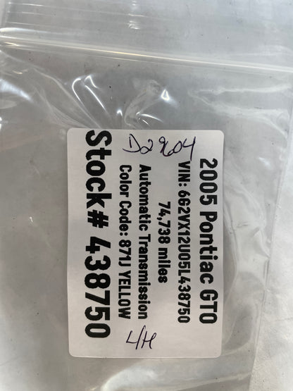 2005 Pontiac GTO Interior Door Lock Knob w/ Outer Trim OEM