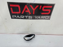 2005 Pontiac GTO RH Passenger Interior Door Handle OEM - Day's Parts Yard