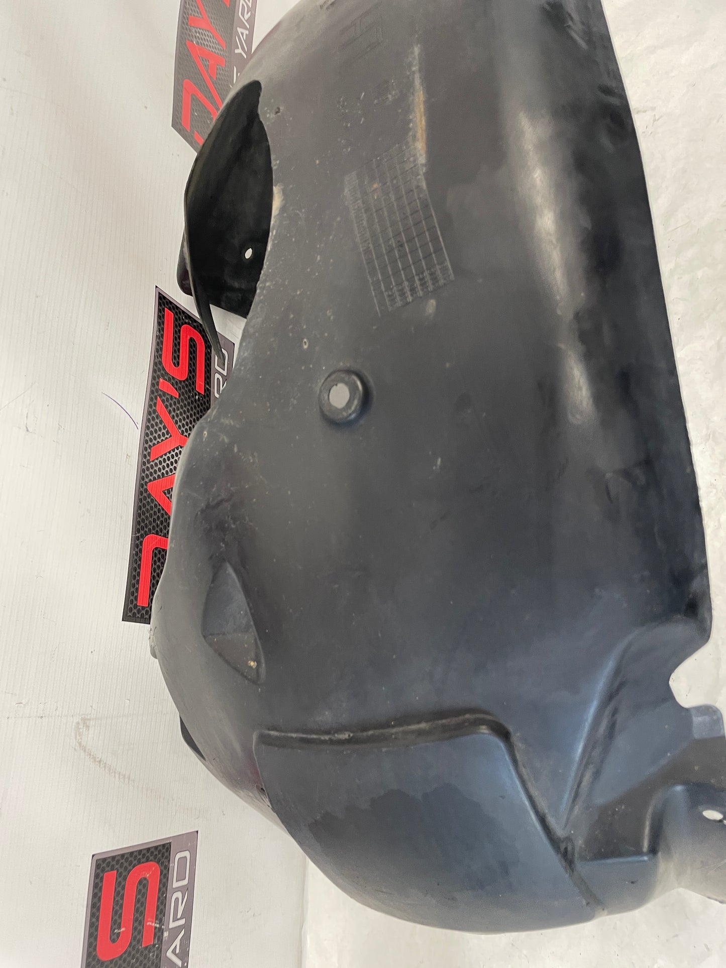 2009 Pontiac G8 Base LH Driver Front Fender Wheel Well Liner OEM - Day's Parts Yard