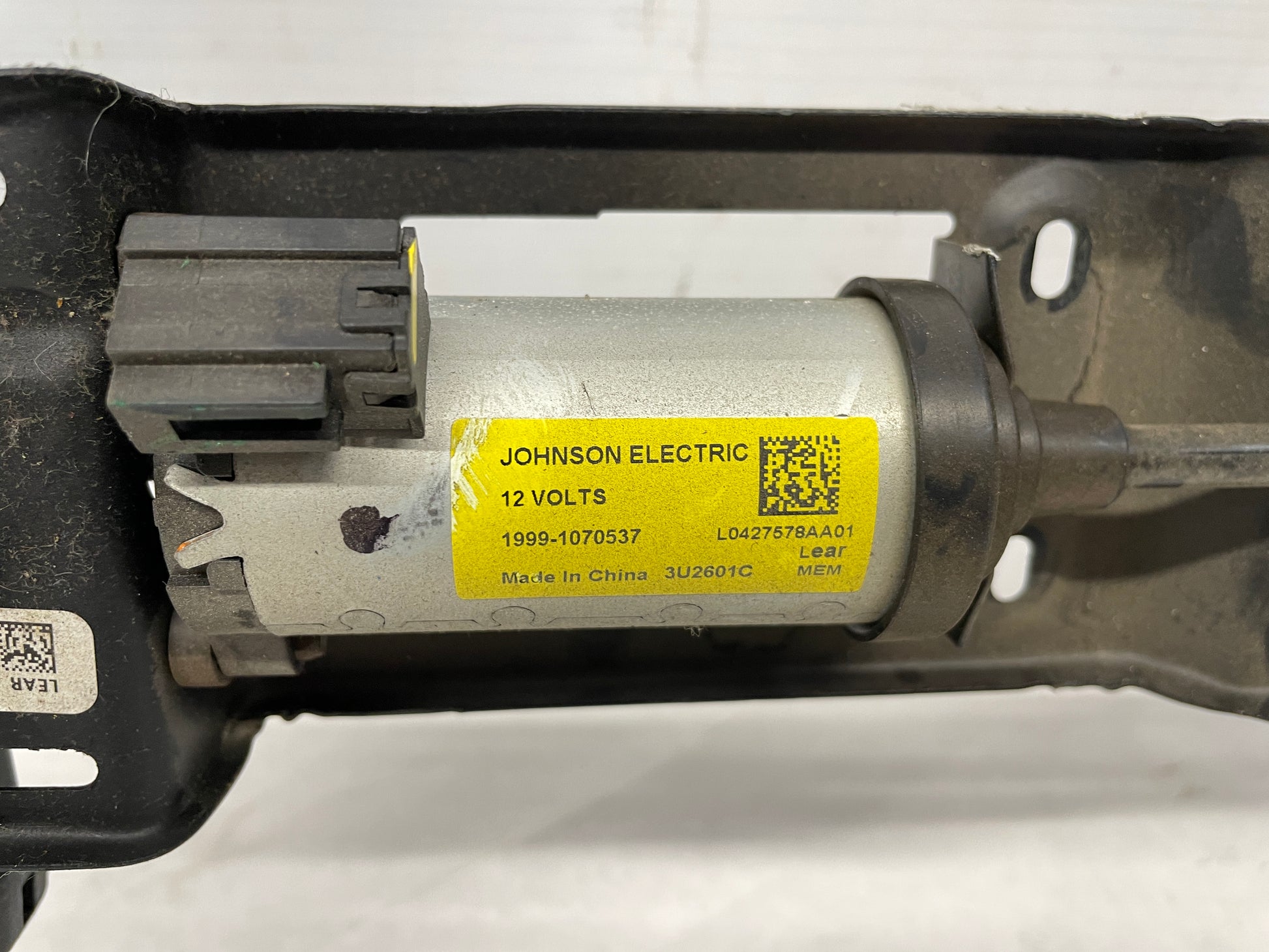 2019 Chevy Camaro SS LH Driver Front Seat Frame Rail OEM - Day's Parts Yard