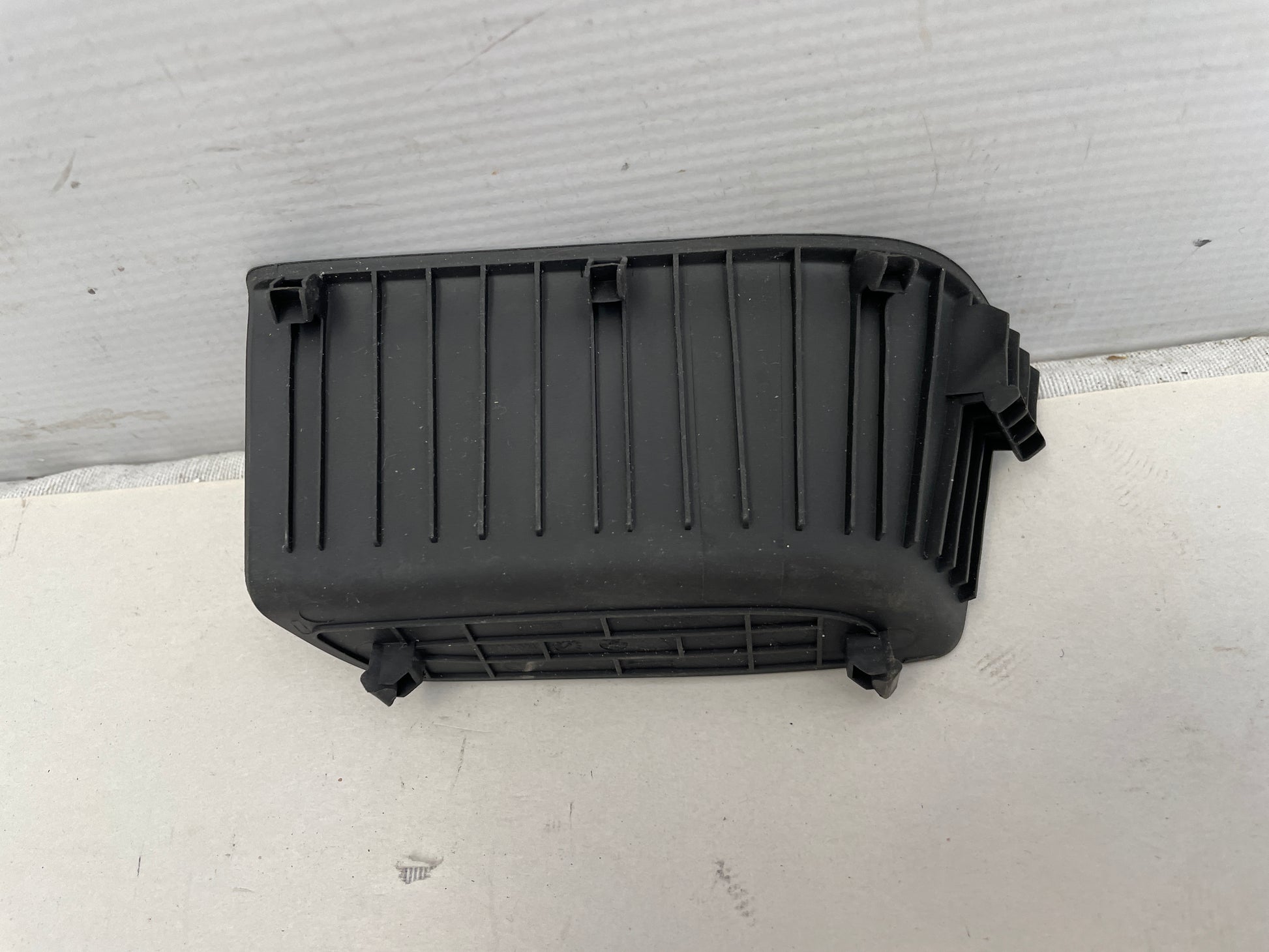 2015 Chevy SS Sedan Front RH Passenger Door Panel Pull Rubber Insert OEM - Day's Parts Yard