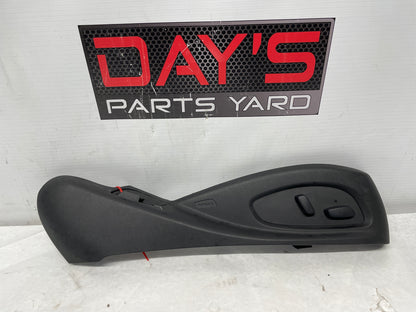 2019 Chevy Camaro SS RH Passenger Front Seat Adjustment Control Switch Outer Cover OEM - Day's Parts Yard