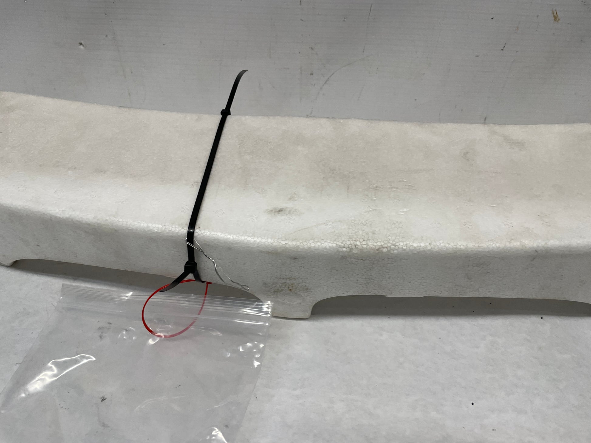 2006 Pontiac GTO Front Bumper Impact Energy Absorber Bar Foam OEM - Day's Parts Yard